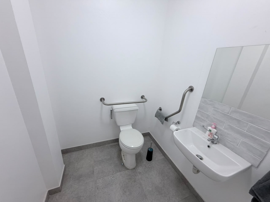 To Let Commercial Property for Rent in Fisantekraal Western Cape